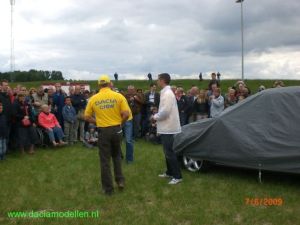 Meeting 2009 - Onthulling Sandero Stepway