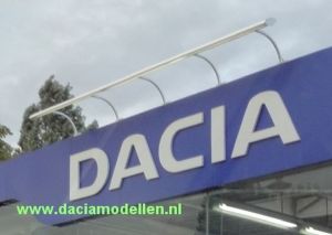 artikel dacia dealer in Woippy bij Metz (FR)