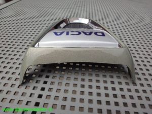 daciamodellen - een nieuw logo op mijn logan mcv