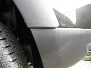 pack robuust scheef geplakt op de dacia duster