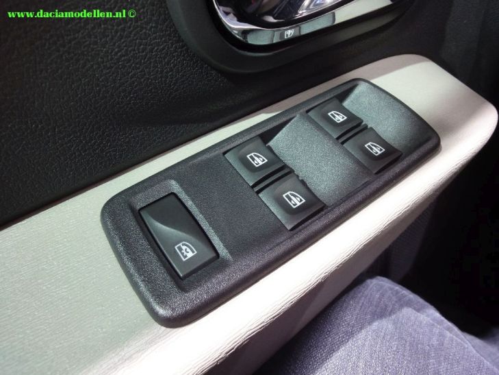 Daciamodellen op bezoek in Genève deel 3