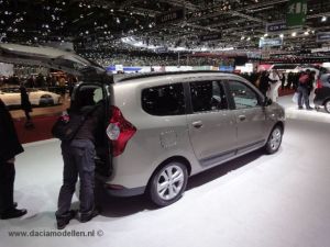 Exterieur foto's van de Dacia Lodgy