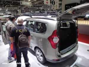 Exterieur foto's van de Dacia Lodgy