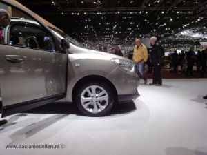 Exterieur foto's van de Dacia Lodgy