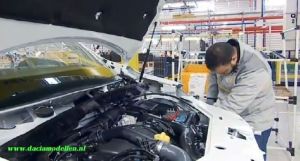 dacia-lodgy-tijdens-de-produktie-in-de-fabriek-in-marokko-09