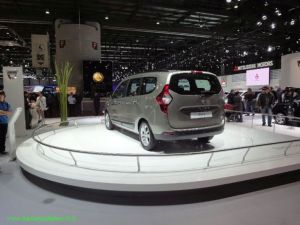 daciamodellen op de beurs in geneve