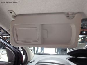 zonneklep van de dacia lodgy