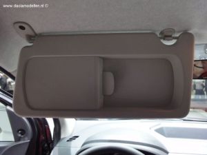 zonneklep van de dacia lodgy