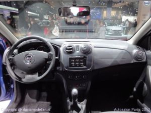Dacia Logan Sedan Autosalon Parijs