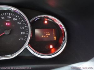 Dacia Logan Sedan Autosalon Parijs