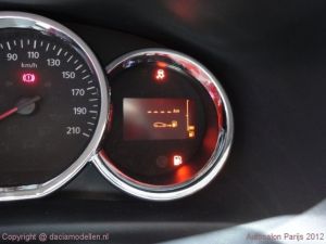 Dacia Logan Sedan Autosalon Parijs