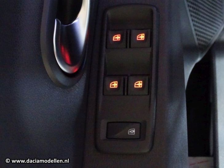 Verlichting aanbrengen in de raam schakelaars