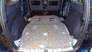 Dacia Lodgy isoleren