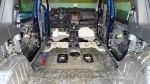 Dacia Lodgy isoleren