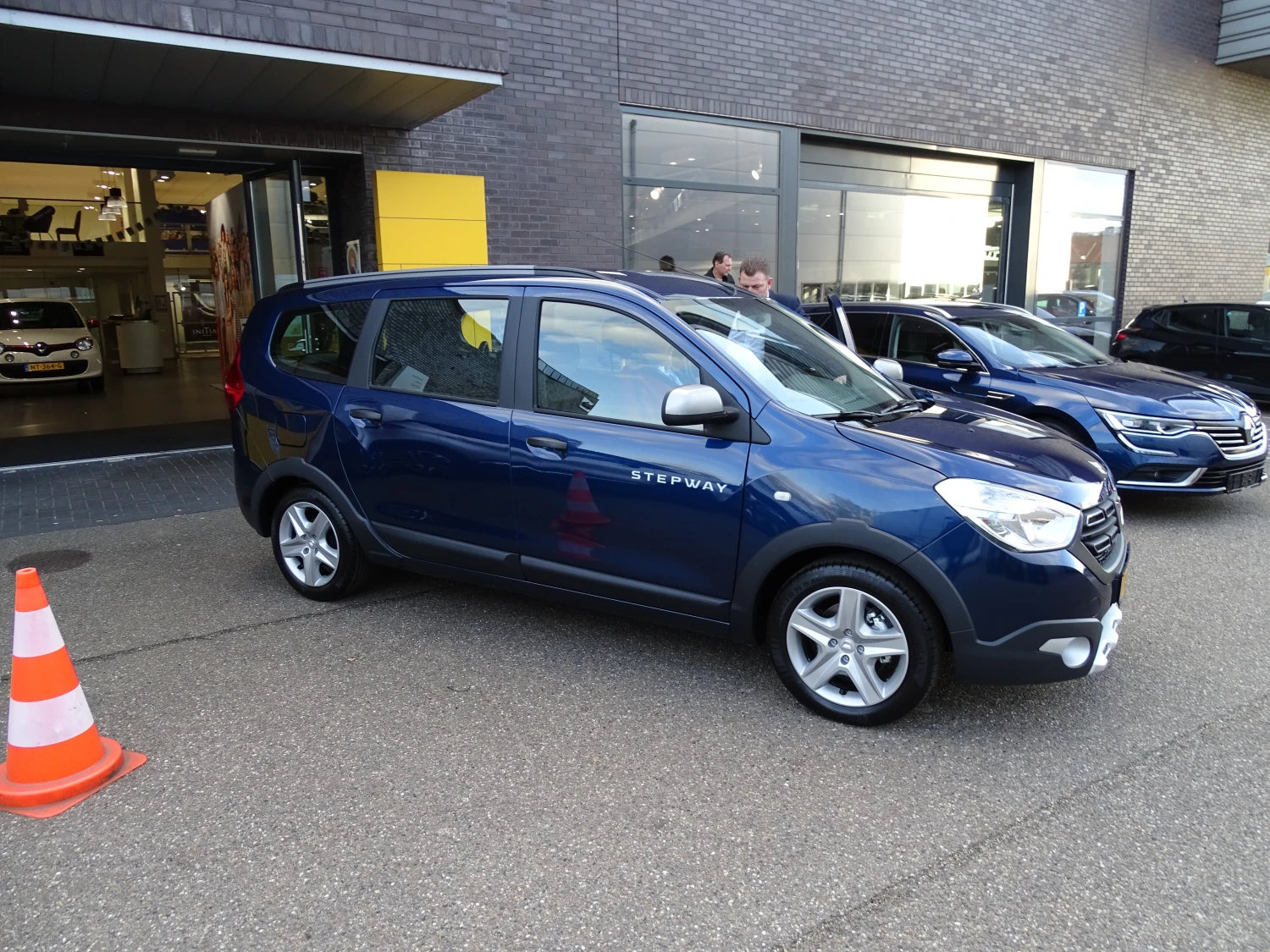 Het poetsen en polijsten van je Dacia