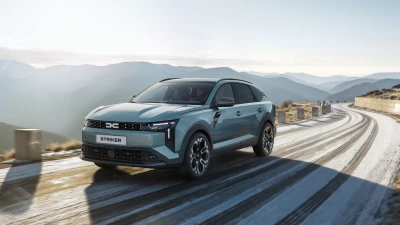 Dacia Striker (voor- en zijkant)