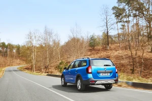 Logan MCV Stepway 2017