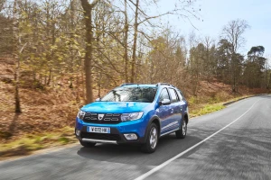 Logan MCV Stepway 2017